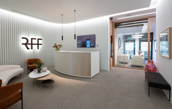 A RFF & Associados assume-se na advocacia portuguesa como o primeiro escritório de advogados especializado em direito fiscal, aduaneiro e direito empresarial (tax & corporate law).