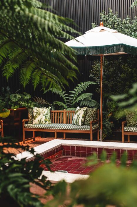 Bougain Restaurant & Garden Bar