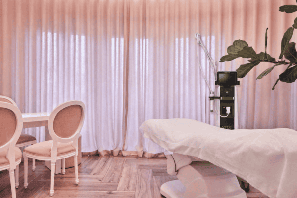 A new multi-frequency monopolar radiofrequency technology has arrived at Avenue Clinic designed to address the loss of facial firmness and definition through a non-surgical multi-level approach that targets different depths of the skin